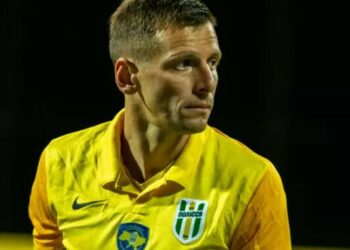 Досвідчений захисник Полісся розповів, як Калітвінцев привітав команду після перемоги над Динамо | Футбол