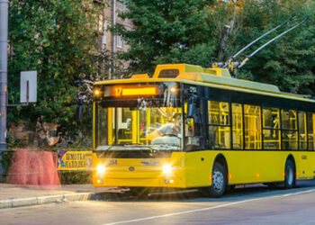 Через ремонтні роботи на Дегтярівському шляхопроводі будуть змінені деякі тролейбусні маршрути (схема) | Київщіна