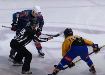 ХК «Кременчук» розгромив «Харківських берсерків» (відео) • Хокей •