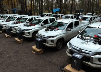 Київщина передала 45 позашляховиків для збільшення кількості сил ППО (ФОТО)