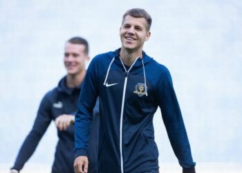 Ключовий гравець Дніпра-1 прокоментував важку перемогу над Металістом 1925 | Футбол