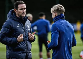 Мудрик мог стать одноклубником Миколенко в Эвертоне: Лэмпард сделал заявление об украинском вингере – Спорт