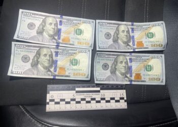 На Охтирщині п’яний водій поклав до службової автівки поліції 400 доларів – Суми та область