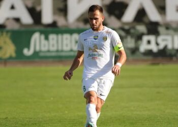 Офіційно: Карпати продовжили контракт з ключовим футболістом | Футбол