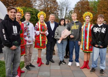 Понад сотню бучанців нагородили за допомогу ЗСУ та розвиток міста