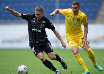 СК Дніпро-1 досить легко розібрався з Вересом у матчі УПЛ | Футбол