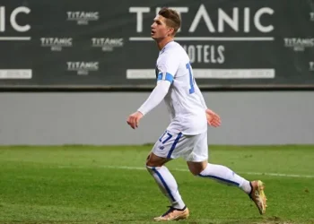 «Супряга постепенно набирает форму»: источник сообщил, когда форвард Динамо вернется на поле после травмы – Спорт