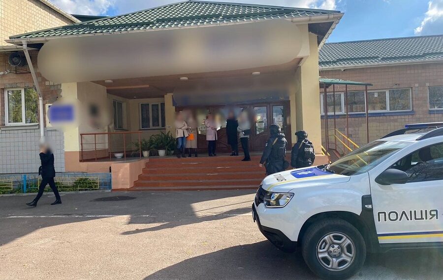 У Броварах знову повідомляють про можливе замінування навчальних закладів