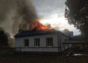 У поліції показали фото пошкоджень внаслідок обстрілів за минулу добу – Суми та область