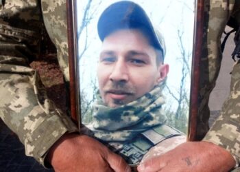 У Сумах провели в останню путь молодшого сержанта Юрія Живодьора – Суми та область