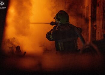 У Сумах запобігли масштабному загорянню в житловому секторі – Суми та область