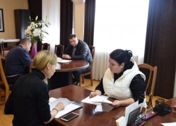 В обласну адміністрацію поскаржилися на незадовільний розклад маршруту Суми-Сад – Суми та область