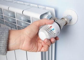 Від сьогодні у Львові призупинять подачу опалення. Яка причина – Перший львівській портал