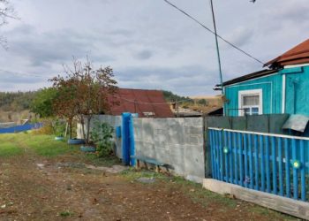 “Вулиць тут уже немає”. Як живе село на Сумщині, у якому залишилося четверо жителів – Суми та область