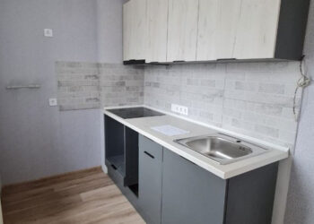 На Київщині занедбану будівлю перетворили на прихисток для переселенців, фото – Київщіна