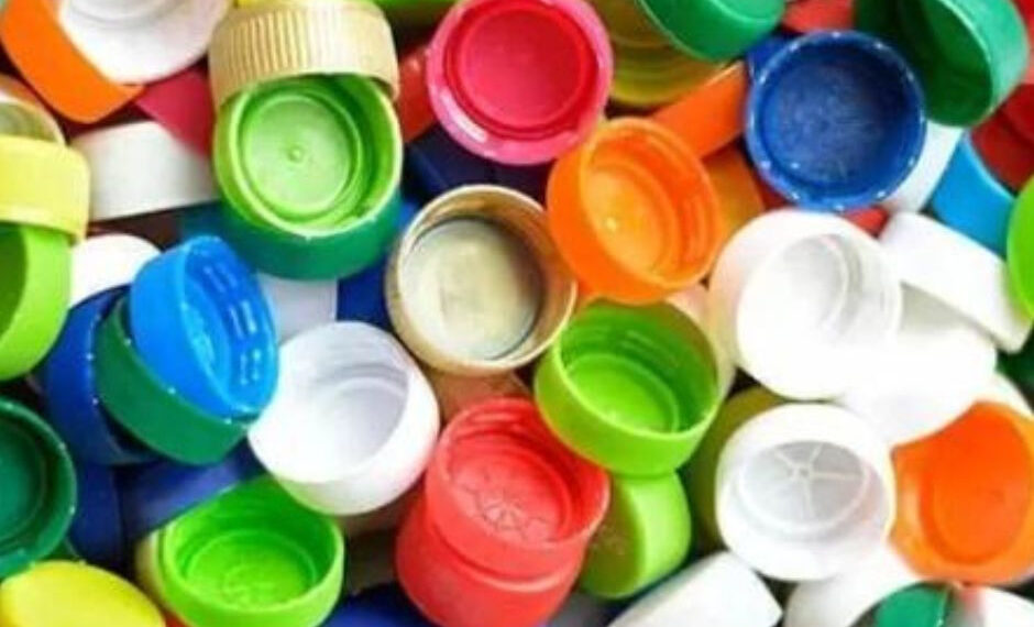 Ірпінський академічний ліцей “Мрія” надіслав 150 кг пластикових кришечок благодійникам, фото – Київщіна