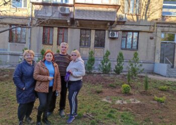 В Запоріжжі реалізували пілотний проєкт зі сталого озеленення ОСББ: є навчальні матеріали |