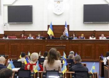 Київрада закликала Кабмін запровадити механізм забезпечення осіб з інвалідністю медвиробами з мовним виводом | Київщіна