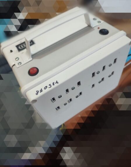 Юні техніки Шостки почали виготовляти потужні зарядні пристрої для захисників України – Суми та область