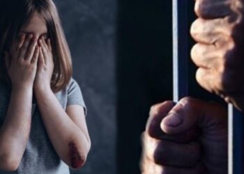 Мешканець Дніпра декілька років ґвалтував власну доньку