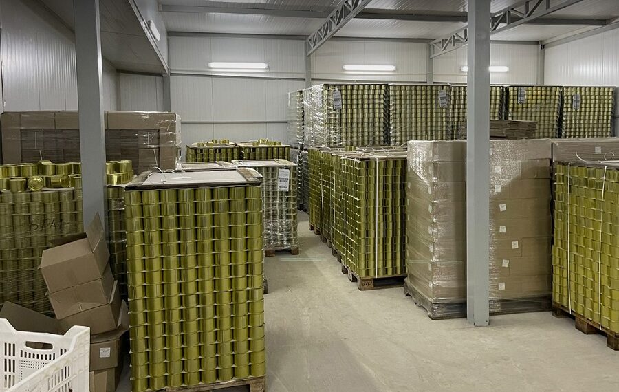 На Київщині виробники консерв для ЗСУ не сплачували податків та співпрацювали з рф