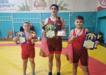 Полтавці здобули три медалі на Всеукраїнському турнірі з греко-римської боротьби пам’яті Леоніда Сотника • Греко-римська боротьба •