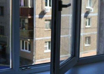 У Львові з вікна багатоповерхівки випала жінка і загинула – Перший львівській портал