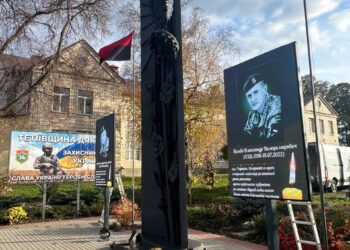 У Тетієві встановили LED-екрани на меморіалі пам’яті героїв війни
