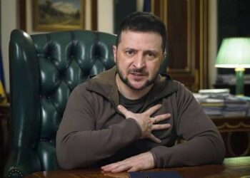 Зеленський нецензурно охарактеризував Путіна (Відео)