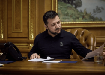 Зеленський розповів про далекобійні “подарунки” окупантам