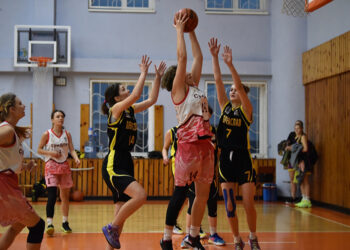 Жіноча баскетбольна «Полтава-Баскет-СумДПУ» виграла три матчі в Черкасах • Баскетбол •