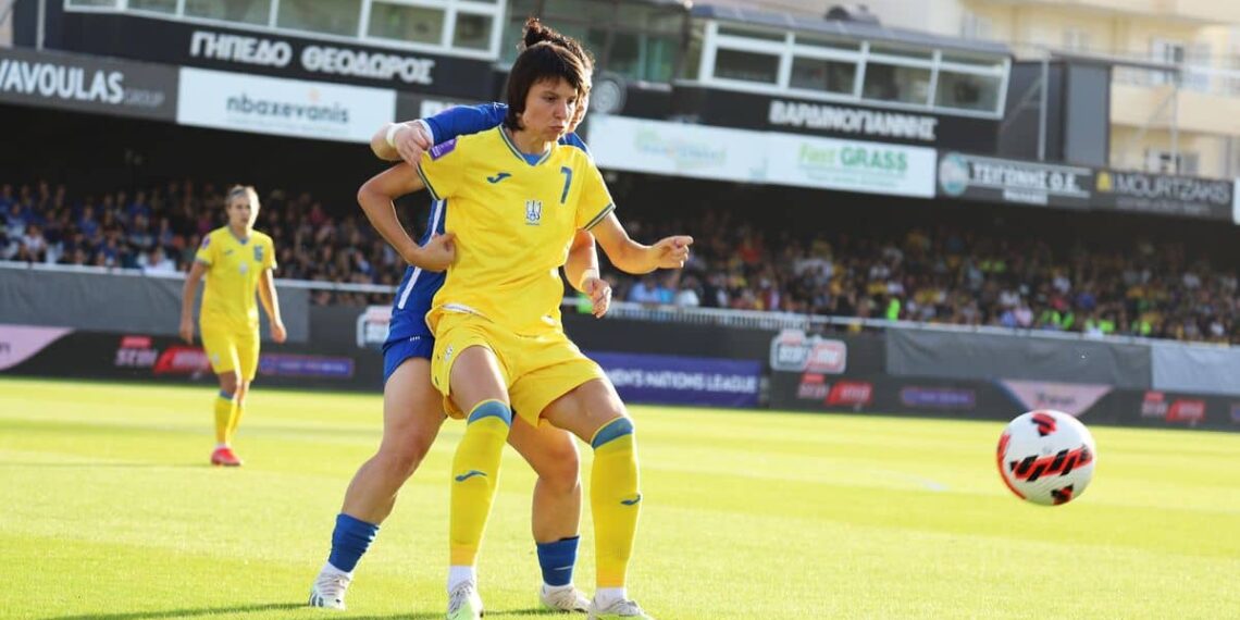 Жіноча футбольна збірна України з ворсклянками у складі двічі зіграла з Грецією й одного разу виграла • Футбол •
