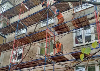 У Василькові відновлюють чергову багатоповерхівку коштом Фонду ліквідації наслідків збройної агресії, фото – Київщіна