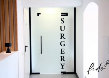 Від чого залежить ціна на блефаропластику?