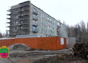 На Зестафонській, 10 в Запоріжжі відремонтували майже всі квартири |