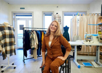 єРобота: На Київщині шиють адаптивний одяг для людей з інвалідністю, фото – Київщіна