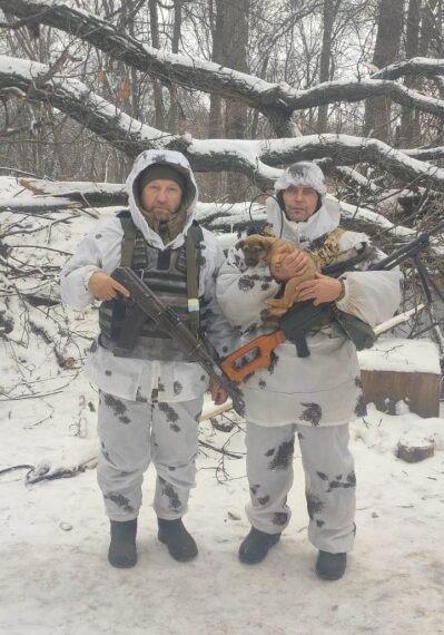 56 та 53-річні брати-прикордонники із Сумщини в одному підрозділі захищають рідну землю – Суми та область