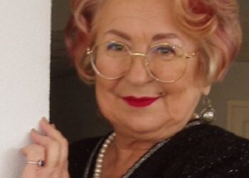 77-річна львів’янка написала Радіодиктант національної єдності без жодної помилки – Перший львівській портал