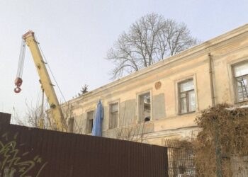 Активісти закликають НаУКМА оприлюднити повний проєкт реставрації келій Братського монастиря. Позиція НаУКМА – Перший львівській портал