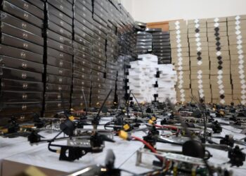 Білоцерківська громада передала 50 FPV-дронів Чорним Запорожцям