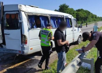 Допустил травмирование пассажиров: в Одесской области будут судить водителя маршрутки
