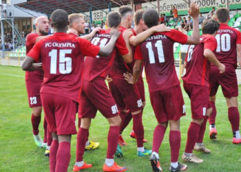 Едуард Богомаз та Олександр Брага з «Олімпії» увійшли до символічної збірної аматорського сезону 2023/2024 • Футбол •