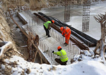 Відставання від графіку Будівництво нової початкової школи у Ворзелі затримується на місяць, фото – Київщіна