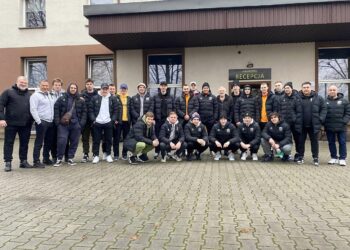 ХК «Кременчук» зіграє два спаринги з поляками • Хокей •