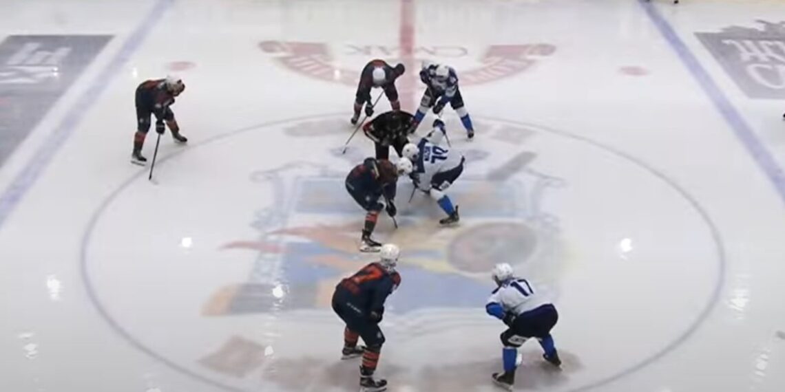 Молодь ХК «Кременчук» зіграла чотири тури у Молодіжній хокейній лізі: результати та таблиця • Хокей •