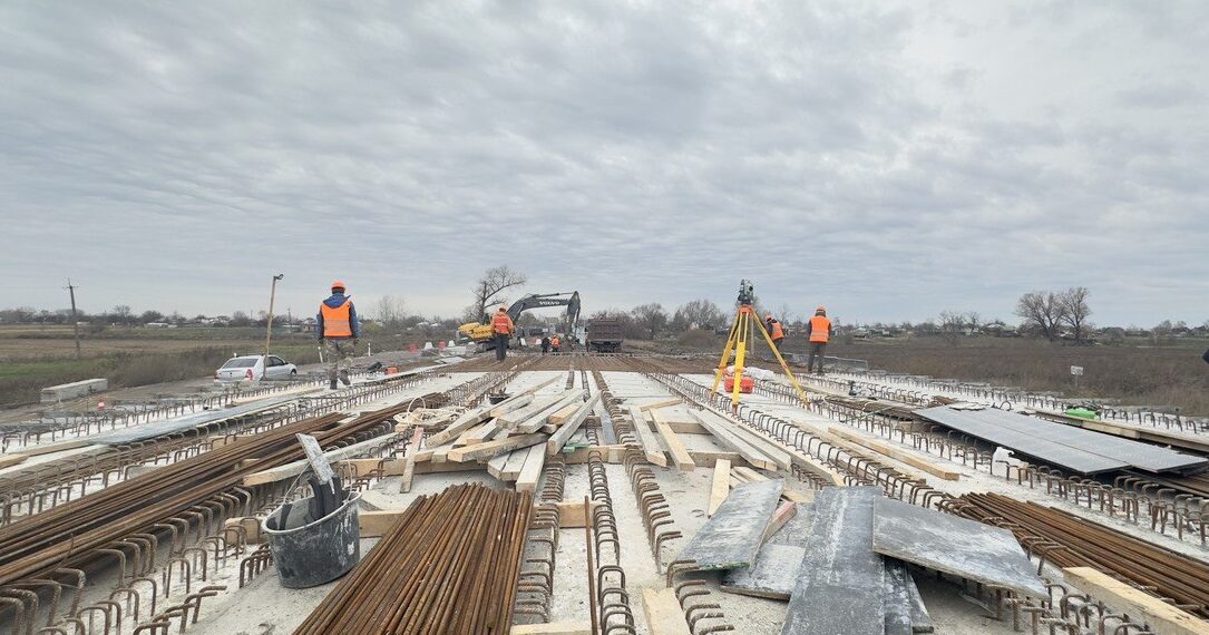 Начальник КОВА Руслан Кравченко анонсував введення в експлуатацію двох мостів