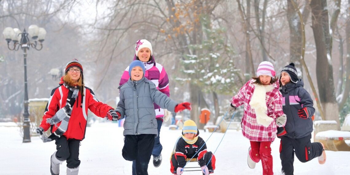Незабаром канікули: школярі на Київщині відпочиватимуть за різним графіком