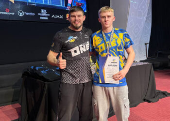 Полтавці Арсен Мичко та Володимир Нестеренко привезли медалі з Кубка України зі змішаних єдиноборств ММА • Бої без правил •