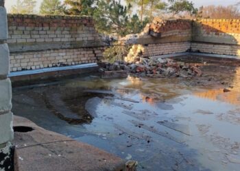 Правоохоронці продовжують фіксацію наслідків обстрілу Нікопольщини