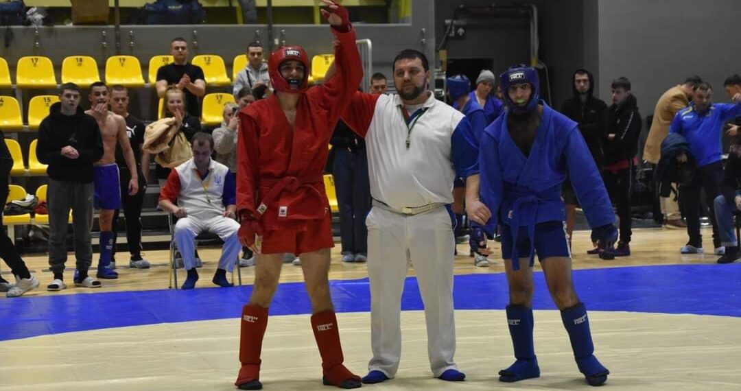 Спортсмени з Полтавщини здобули чотири медалі на Всеукраїнському турнірі з боротьби самбо • Бойове самбо •